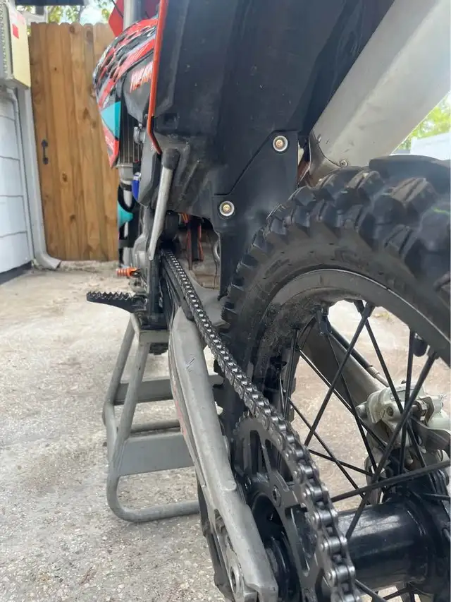 2010 KTM 450 SX-F-CUSTOM! in Dirt Bikes & Motocross in Edmonton - Image 10