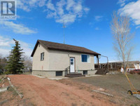 373 1 Street E Tilley, Alberta