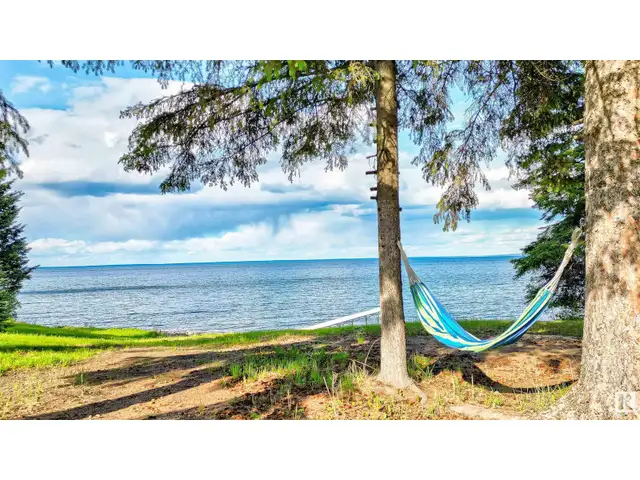 2202 28 ST Cold Lake, Alberta in Houses for Sale in Edmonton - Image 5