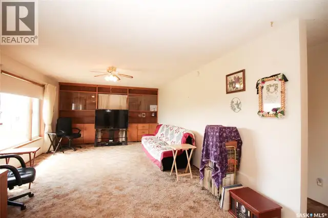 223 2nd STREET W Climax, Saskatchewan in Houses for Sale in Swift Current - Image 3