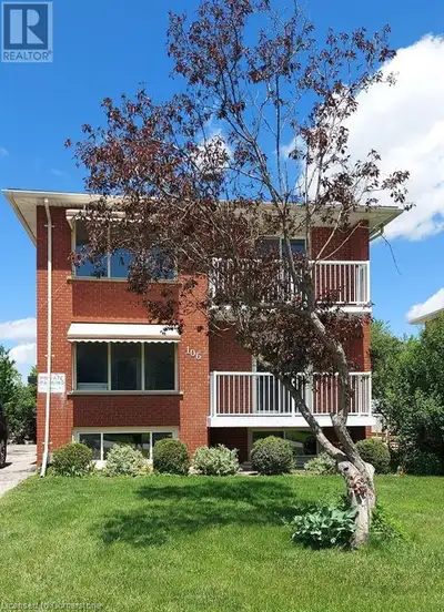 106 CHANDLER Drive Unit# 3 Kitchener, Ontario