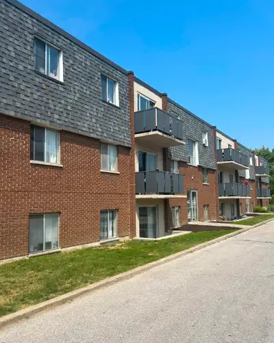 1 Bedroom Apartment - Fully Renovated  ALL INCLUSIVE