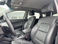 Low Mileage, Navigation, Sunroof, Leather Seats, Heated Seats, Power Tailgate! "Stratford Kia Used C... (image 8)