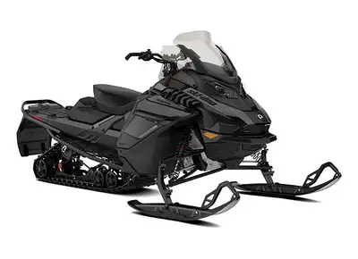 FAITES-VITE ! Modèle exclusif à la vente exclusive du printemps SKIDOO. Conçues pour parcourir de lo...