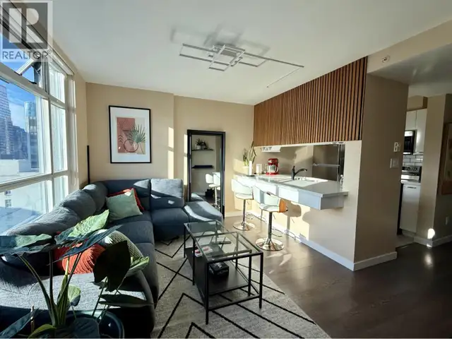 1701 438 SEYMOUR STREET Vancouver, British Columbia in Condos for Sale in Vancouver - Image 2