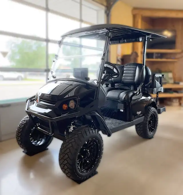 2026 E-Z-GO Express 4 Summit XT-golf cart in ATVs in Vernon - Image 3