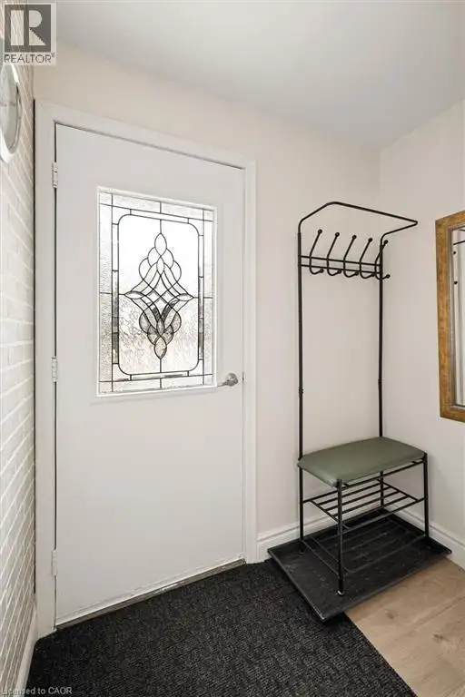 476 PROSPECT Avenue Kitchener, Ontario in Houses for Sale in Kitchener / Waterloo - Image 8