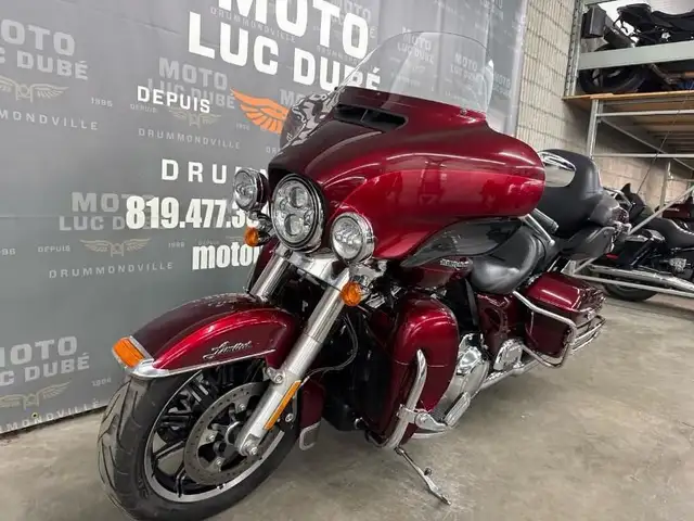 2017 Harley-Davidson FLHTK Electra Glide Ultra Limited in Street, Cruisers & Choppers in Drummondville - Image 9