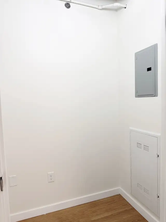 Chancellor - 1 bed / 1 Bath AVAILABLE FOR DECEMBER MOVE IN! in Long Term Rentals in Winnipeg - Image 10