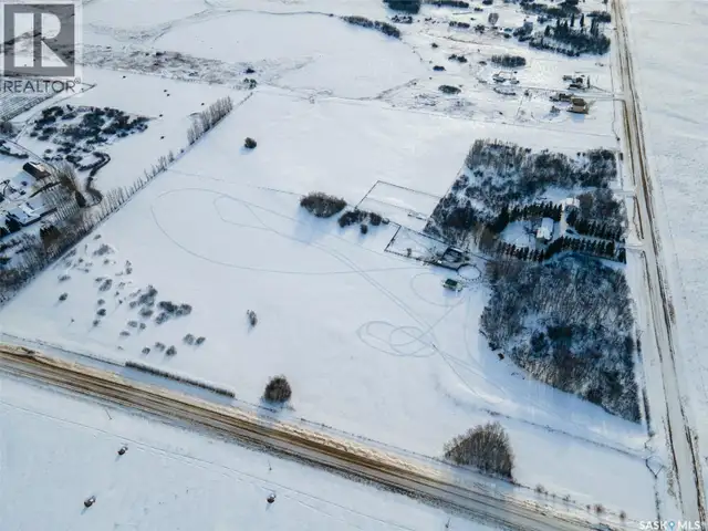 Isle Acreage 2.5 H Vanscoy Rm No. 345, Saskatchewan in Land for Sale in Saskatoon - Image 9