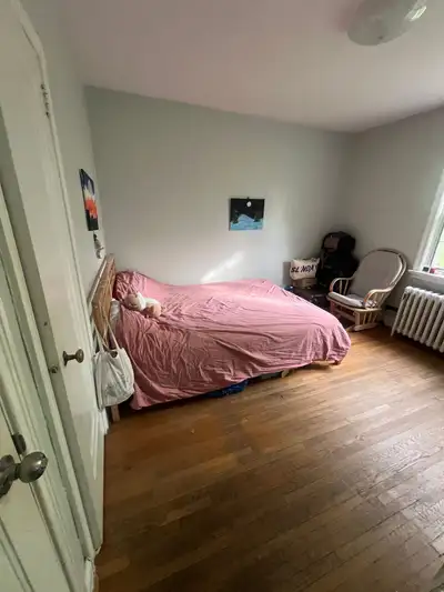 $1125 Bedroom for Rent! Toronto - Downtown - All inclusive, View more