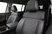 THE 2025 HYUNDAI SANTA FE XRT IS A BOLD AND CAPABLE 3-ROW SUV WITH TURBOCHARGED POWER, AWD, AND RUGG... (image 3)