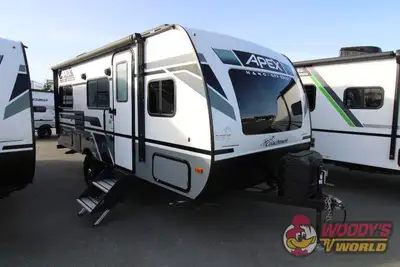 MVSA #40458 ALL TYPES OF CREDIT ACCEPTED Specifications and Features: Exterior Length: 22 feet 2 inc...