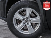 New Price! Black 2023 Toyota Highlander LE AWD 8-Speed Automatic 2.4L 4-Cylinder APPLE CAR PLAY, HEA... (image 8)