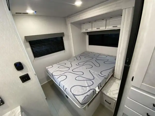 2023 EAST TO WEST Entrada 2200S in RVs & Motorhomes in Bedford - Image 37