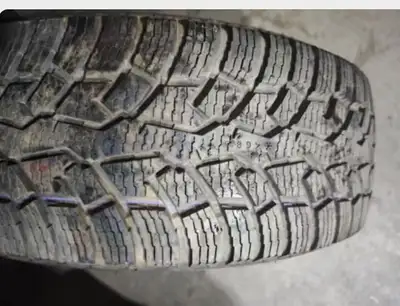 WINTER TIRE TWO 95% NEW NOKIAN 235/65R16C 121/119R HAKKAPELIITA CR4 Installation and Balancing Inclu...