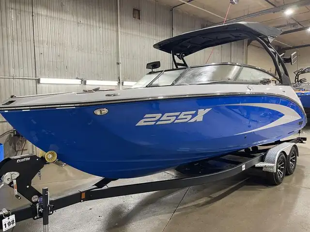 2025 Yamaha Boats 255XD in Powerboats & Motorboats in Swift Current - Image 7