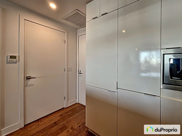 $415,000 - Condominium in Ville-Marie (downtown, old Mtl) — photo 2