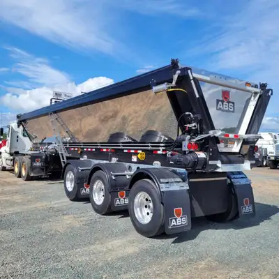 38’ ,72” spread Hardox AR500 3MM Side panels Stainless outer skin. With air space in between and ope...