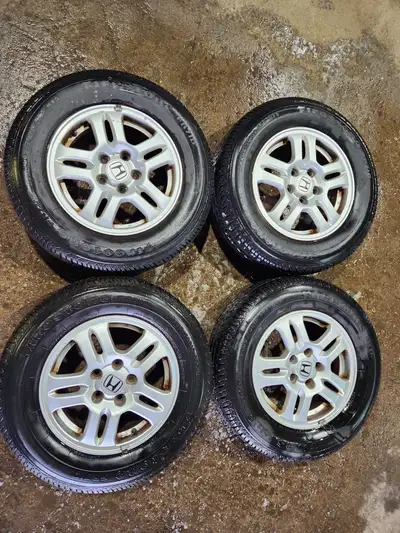 WHEELS 15" Alloy Wheels Off of a 2005 Honda CRV TIRES 205 70 15 Firestone FR710 Tread Depth 11 11 11...