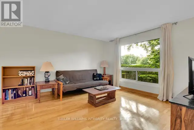 12 - 403 MONTFORT STREET Ottawa, Ontario62863788916739124