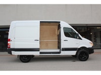 TAKE ADVANTAGE OF OUR BLOWOUT SALE!!! -- REDUCED FROM $42,995 TO $39,995!!! RARE FIND 4X4!!! -- 2015... (image 8)