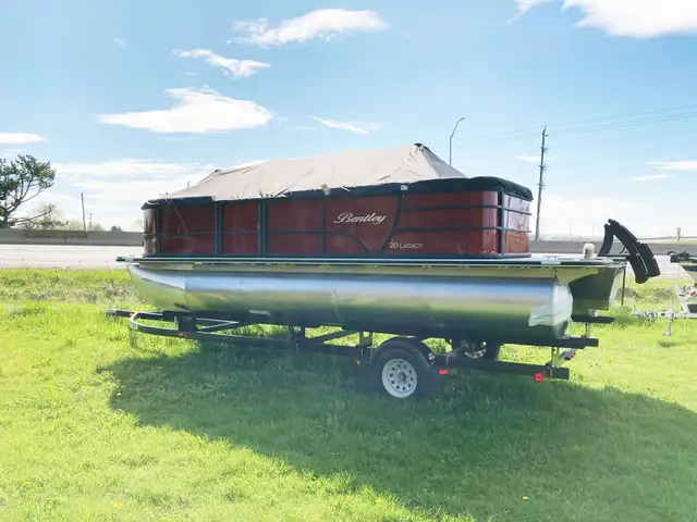 In House Boat Show On Now! in Powerboats & Motorboats in Oshawa / Durham Region - Image 8