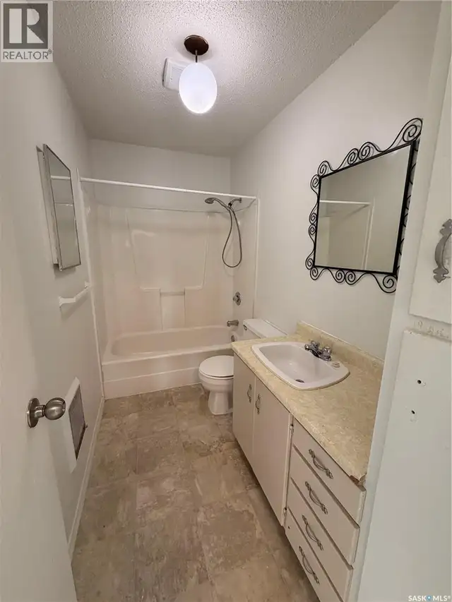 1005 Isabelle STREET Estevan, Saskatchewan in Houses for Sale in Regina - Image 5