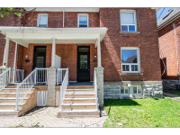 Open House: Every Tuesday from 1:00 - 3:00 PMLease now and get 1 month FREE when you sign before Oct... (image 1)