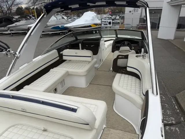 2019 Cobalt R7 Surf in Powerboats & Motorboats in Saskatoon - Image 35