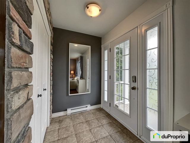 $395,000 - Condominium in Charlesbourg (ND-Des-Laurentides) — photo 2