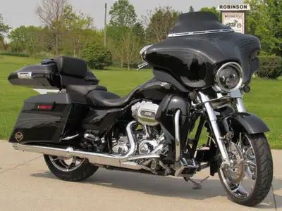 ONLY 19,000 KM - From $59 Week This 2012 CVO Street Glide is Beautiful and has Only 19,000 KM. Just...