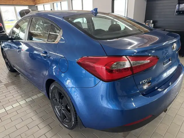 2014 Kia Forte 4dr Sdn Auto EX w-Sunroof in Cars & Trucks in Longueuil / South Shore - Image 4