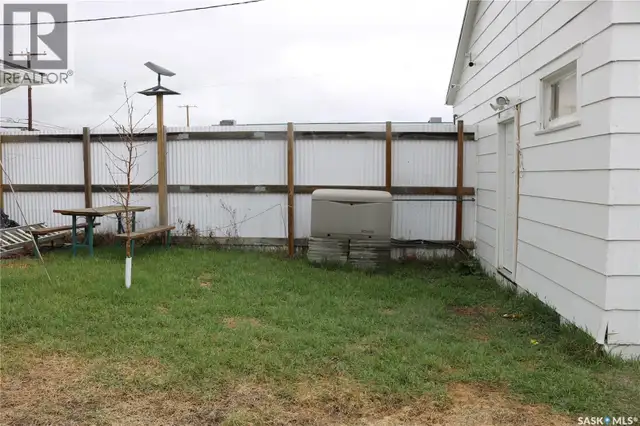 603 Gordon STREET Moosomin, Saskatchewan in Commercial & Office Space for Sale in Regina - Image 27