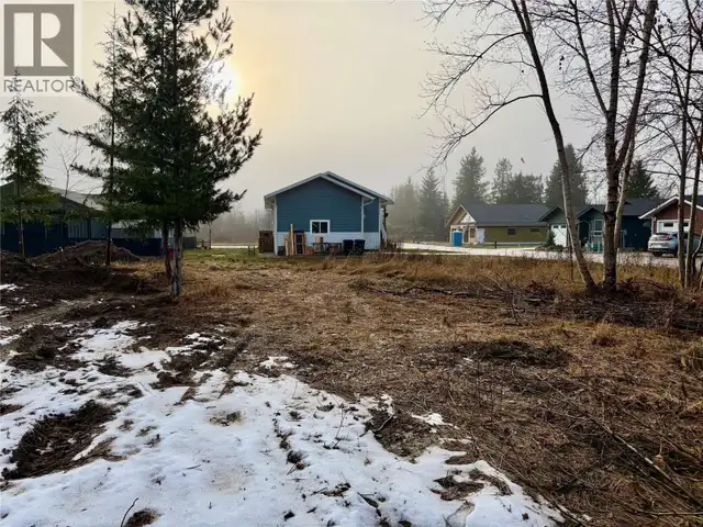 719 Parksville Street Sicamous, British Columbia in Land for Sale in Kamloops - Image 6