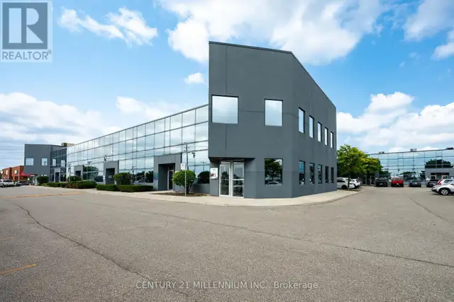 18 - 2355 DERRY ROAD E Mississauga (Northeast), Ontario in Commercial & Office Space for Sale in Mississauga / Peel Region - Image 2