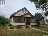 383 4th STREET W Shaunavon, Saskatchewan