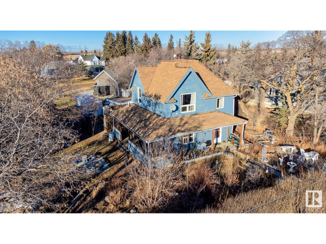 111 King ST Bawlf, Alberta in Houses for Sale in Edmonton - Image 3