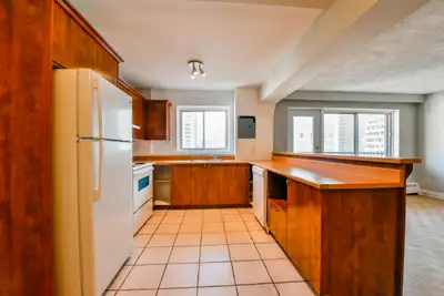 950 square foot 2-bedroom apartment near Peel - ID 1138