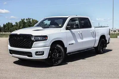This Ram 1500 has a dependable Twin Turbo Regular Unleaded I-6 3.0 L/183 engine powering this Automa...