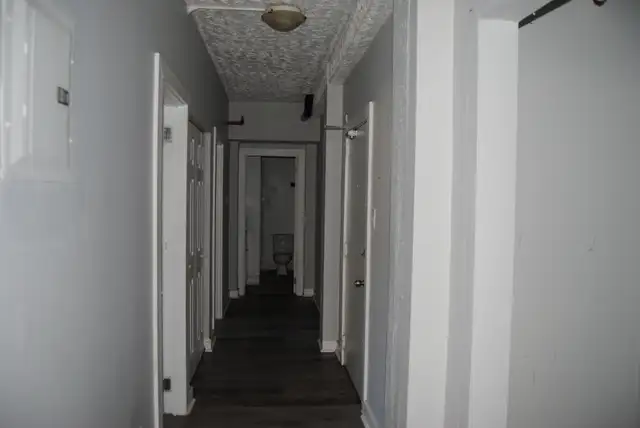 Beautiful Historic Building in Long Term Rentals in Bedford - Image 7