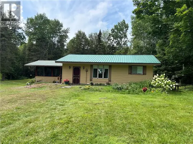 26 Cooper Court Manitowaning, Manitoulin Island, Ontario in Houses for Sale in Sudbury - Image 5