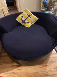Awesome Round Chair