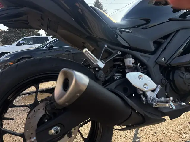 2023 Yamaha YZF-R3 ~ YAMAHA R3 ~ ABS ~ COOL BIKE ~ ONLY 18KMS ~ in Street, Cruisers & Choppers in City of Toronto - Image 13