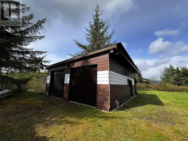2605 FIRST AVENUE Terrace, British Columbia in Houses for Sale in Terrace - Image 37