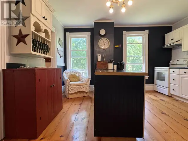 31 Bay Road Portage, Prince Edward Island62863783458050123