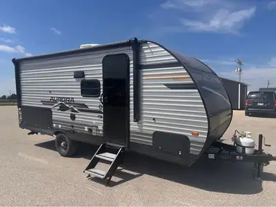 ALL-IN PRICING - JUST ADD THE TAXES! Chudds PowerSports is conveniently located in Gimli, Manitoba,...