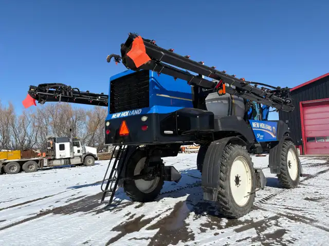 2013 New Holland Guardian SP.365F Sprayer 120 ft Boom #8984 AS in Heavy Equipment in Edmonton - Image 7