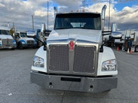 Jean-Philippe 514-770-6940 Tracteur de jour // Daycab Kenworth T880 2023 Essieux 14,600 lbs Essieux... (image 1)