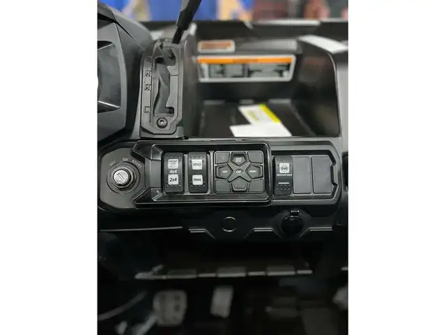 2024 Can-Am Defender MAX XMR HD10 in ATVs in New Glasgow - Image 6